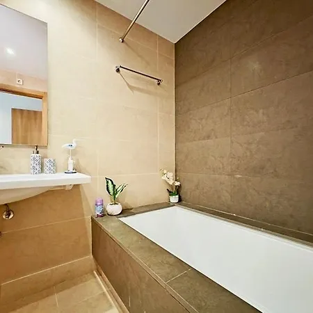 Seaview Penthouse In New Golden Mile Apartment Estepona